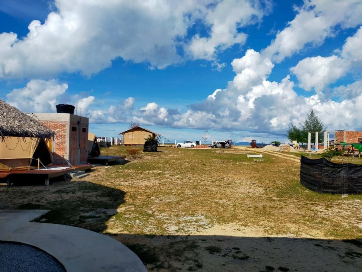 Rembulan Escape Bell Tent 1 カンポン・ペナリック エクステリア 写真