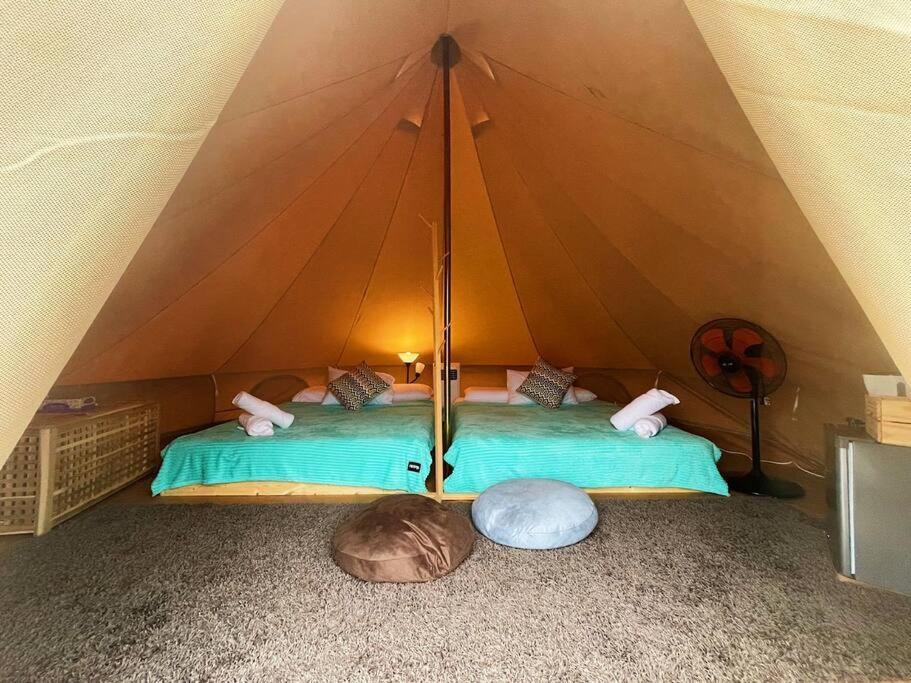 Rembulan Escape Bell Tent 1 カンポン・ペナリック エクステリア 写真