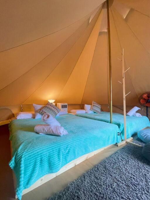 Rembulan Escape Bell Tent 1 カンポン・ペナリック エクステリア 写真
